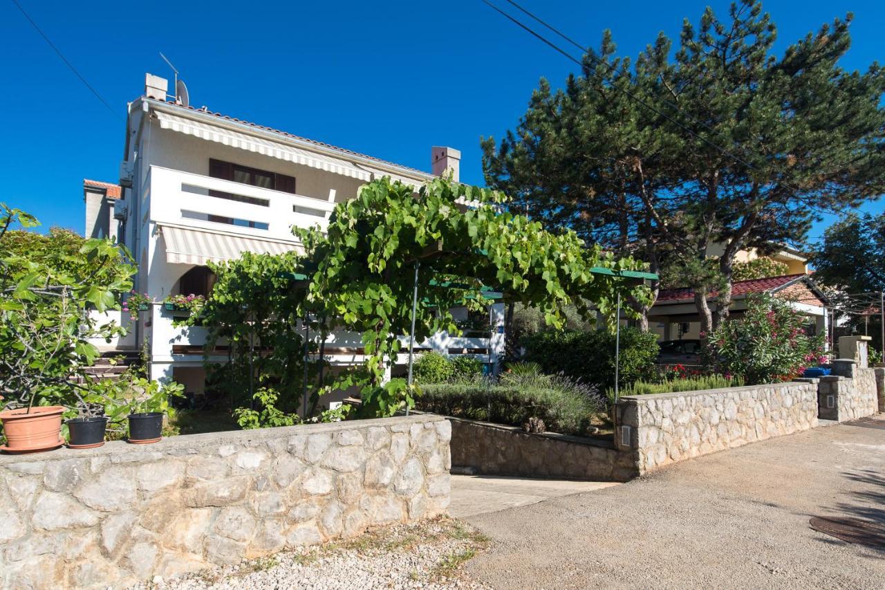 Apartmani Anita Punat Exterior photo