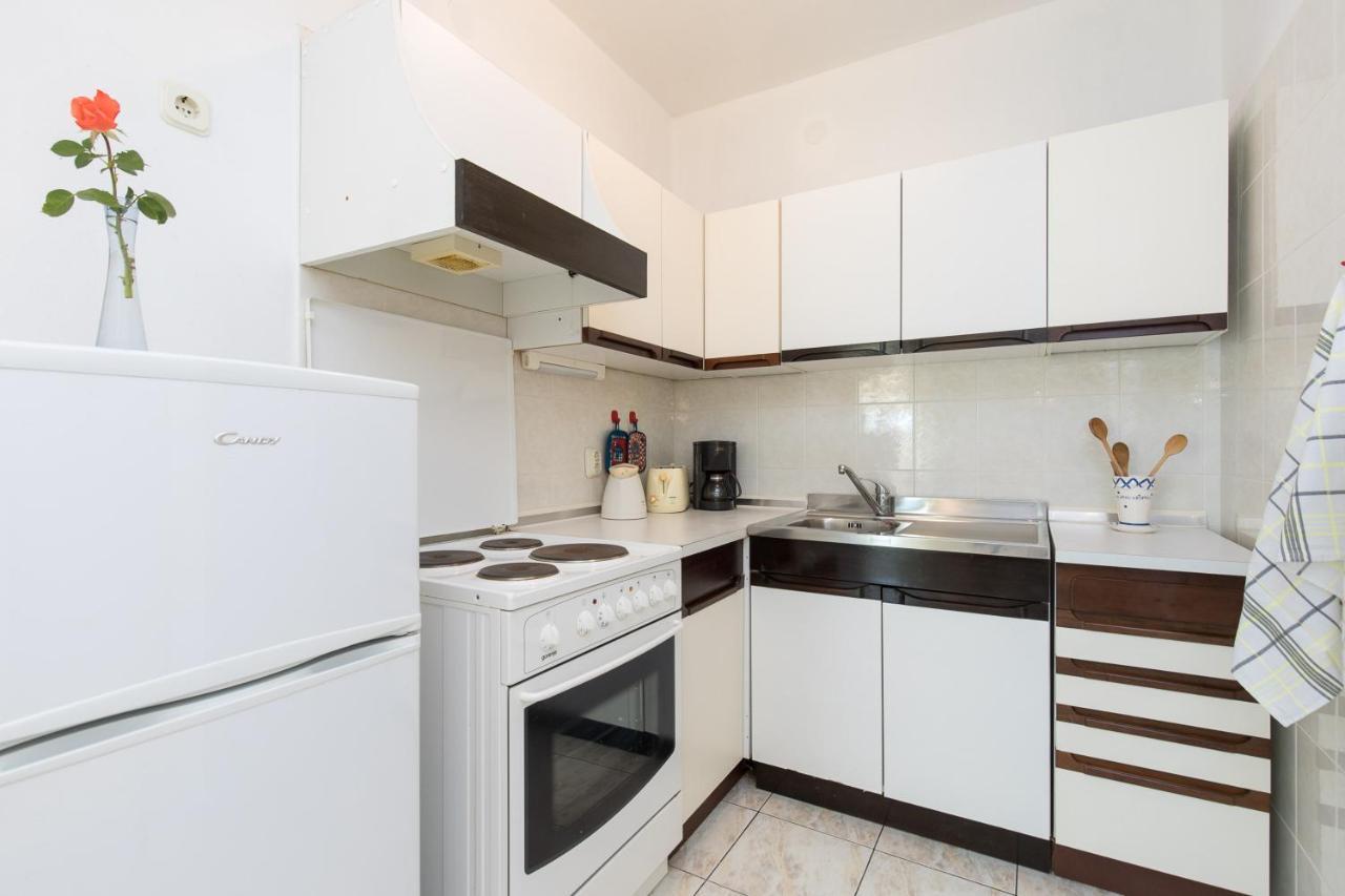 Apartmani Anita Punat Exterior photo