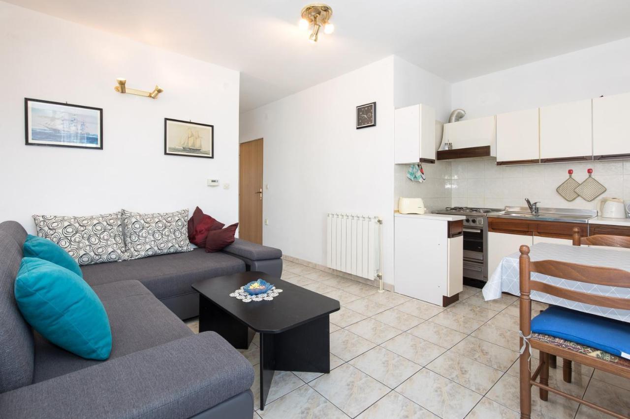 Apartmani Anita Punat Exterior photo